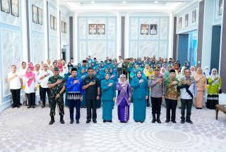 Bupati Kampar Lakukan Pengukuhan Ketua dan Lantik Pengurus TP PKK Posyandu Kampar